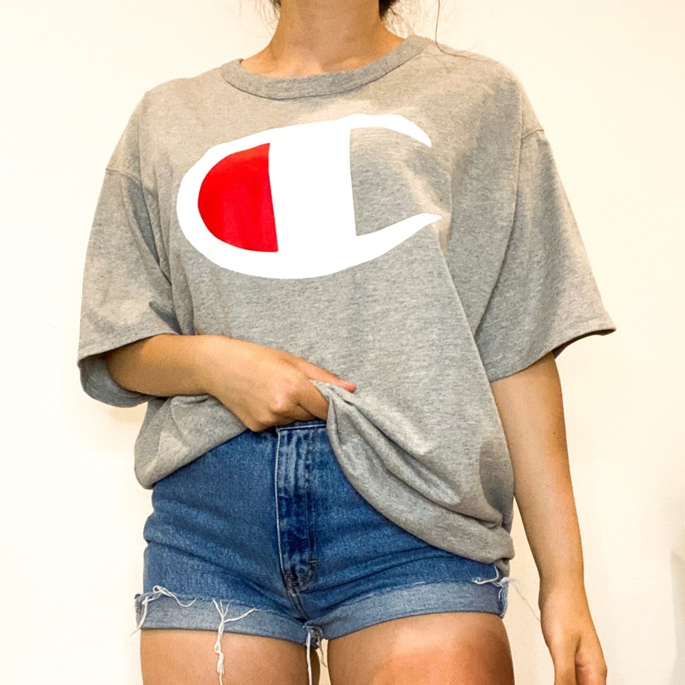 SOLD⚡️Champion Tee Shirt⚡️